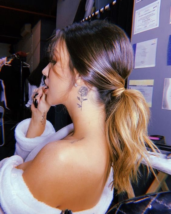 tatuagem atras da orelha11