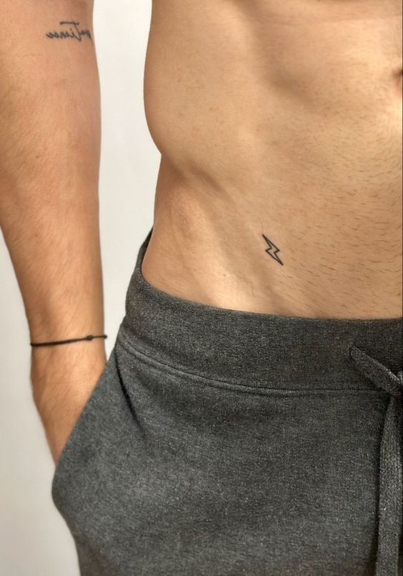 tatuagem pequena masculina24