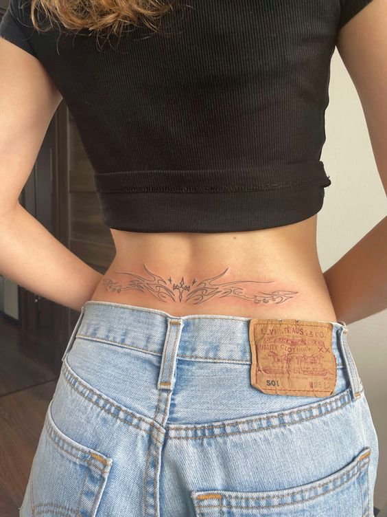 tatuagens-femininas-nas-costas03-1 tatuagens femininas nas costas03 1