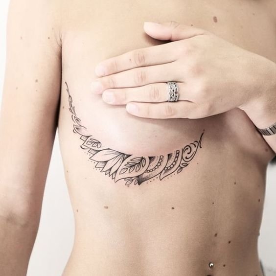 tatuagens femininas no peito17