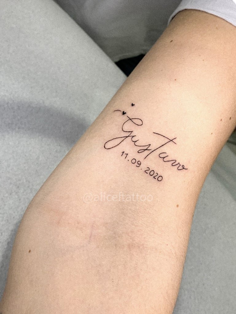 Foto de tatuagem feita por Alice Ferrari (@aliceftattoo)