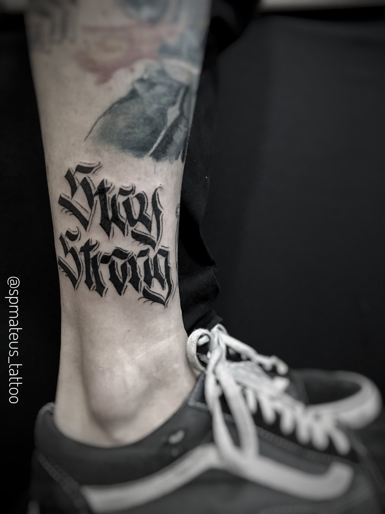 1b0vo8zxc0qa1zhlwskkkfa