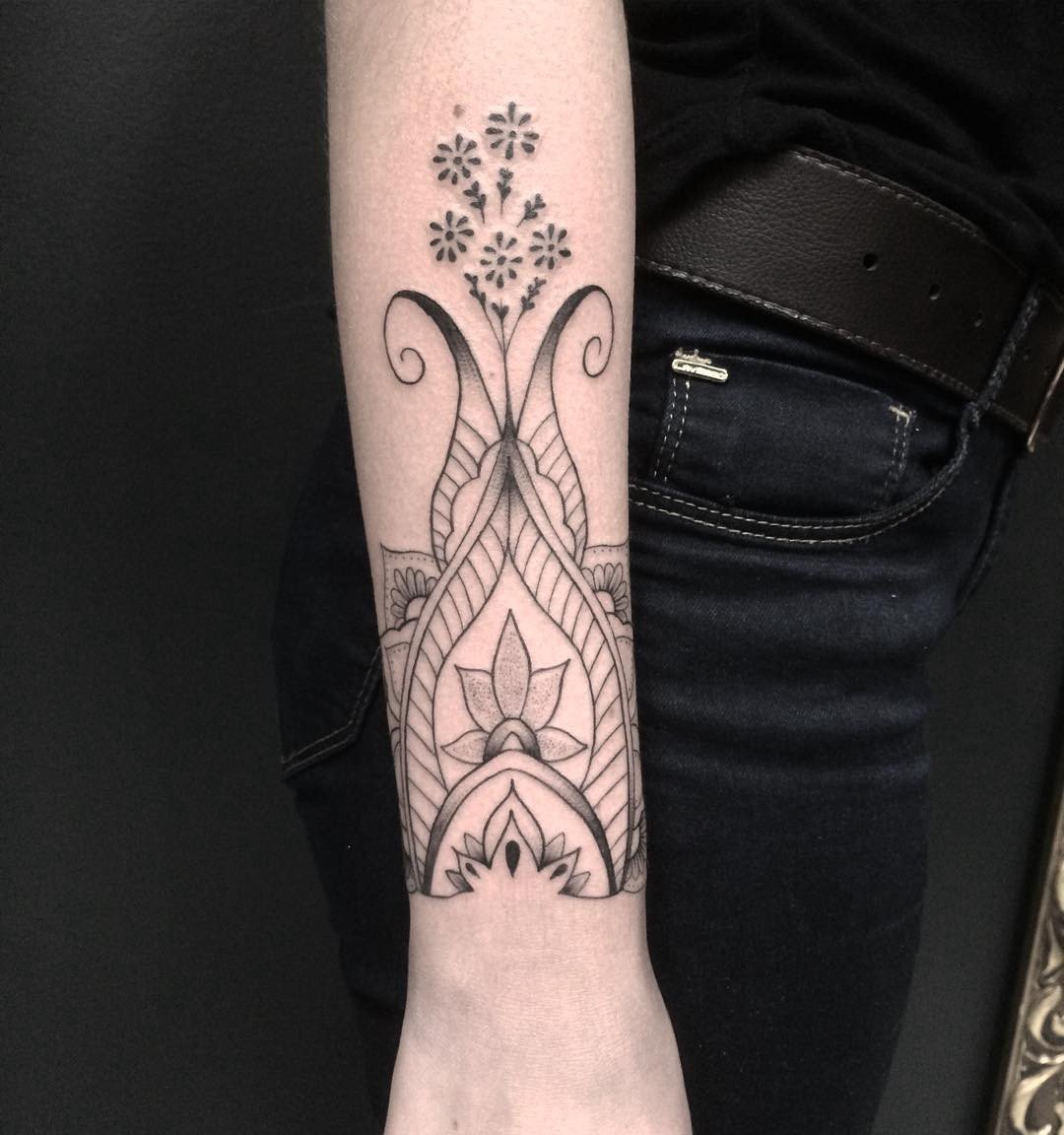 1dvbdhjmjtytmtq93jqabcw