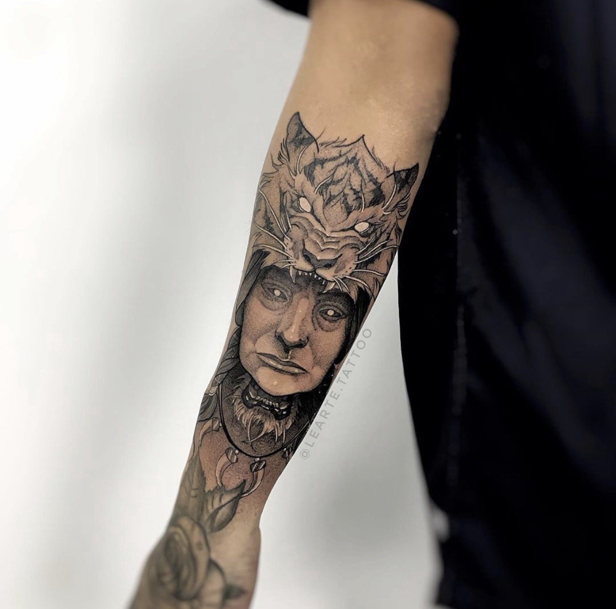 1mf_upxz5ri01dgzrqspqza