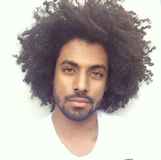 cabelo-afro-masculino-para-2016-natural-com-volume252832529 cabelo afro masculino para 2016 natural com volume252832529
