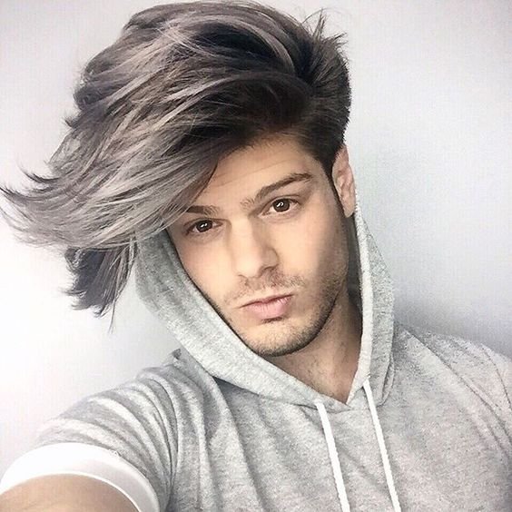 cabelo-grande-masculino252882529 cabelo grande masculino252882529