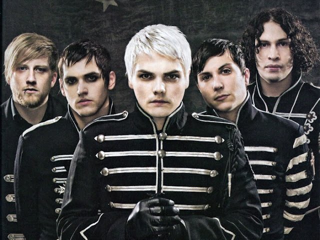 my-chemical-romance-em-black-parade my chemical romance em black parade