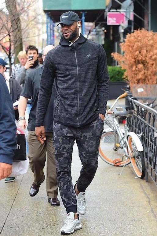 tenis esportivo casual