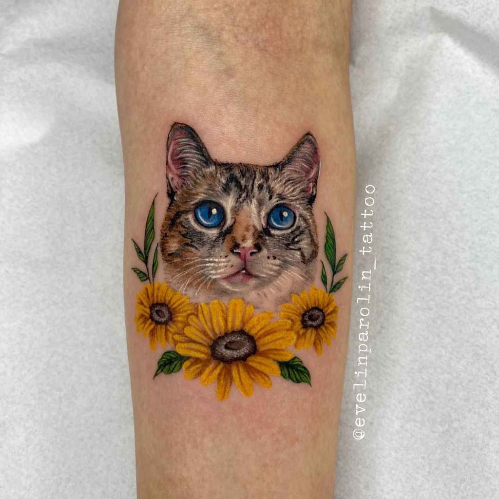 Tatuagem por Evelin Parolin (@evelinparolin_tattoo)