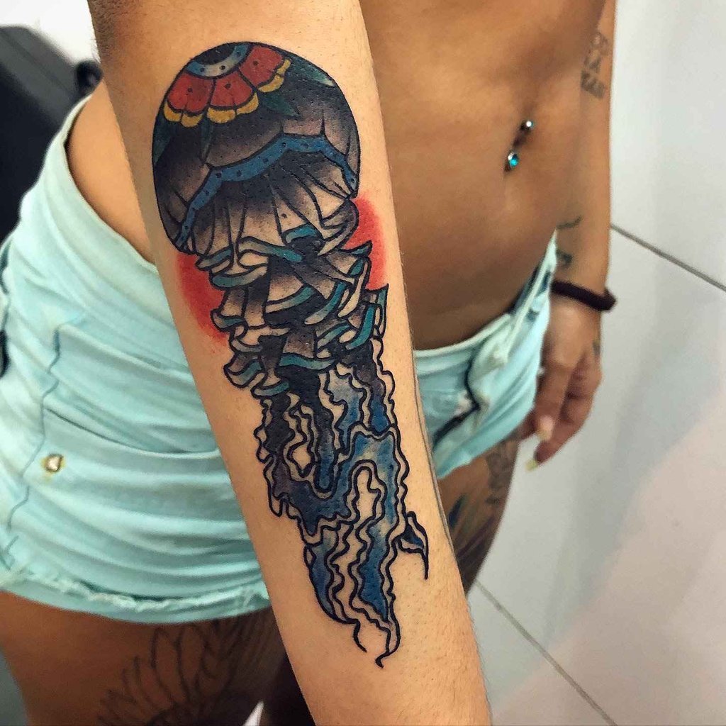 Foto de tatuagem feita por Júlio Viana (@juliovianatattoo)