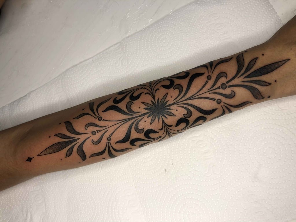 Foto de tatuagem feita por Júlia Matsumoto (@juhmatsumoto)