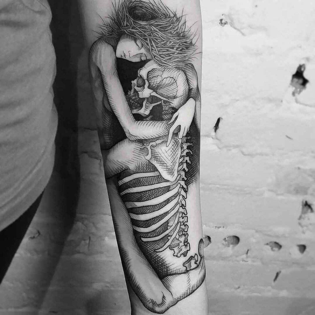 Foto de tatuagem feita por Luna Lu (@lunalu.ttt)