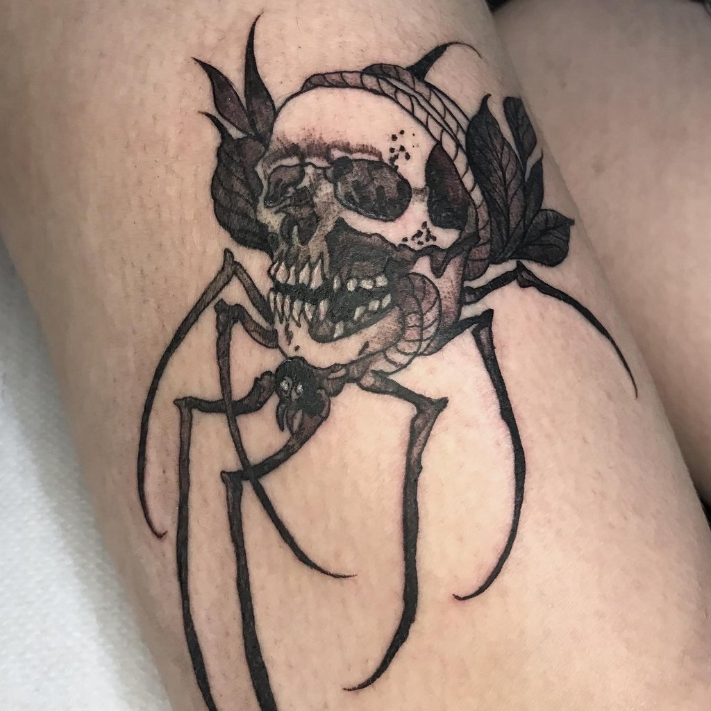 Foto de tatuagem feita por Milene Bregon (@bregontattoo)