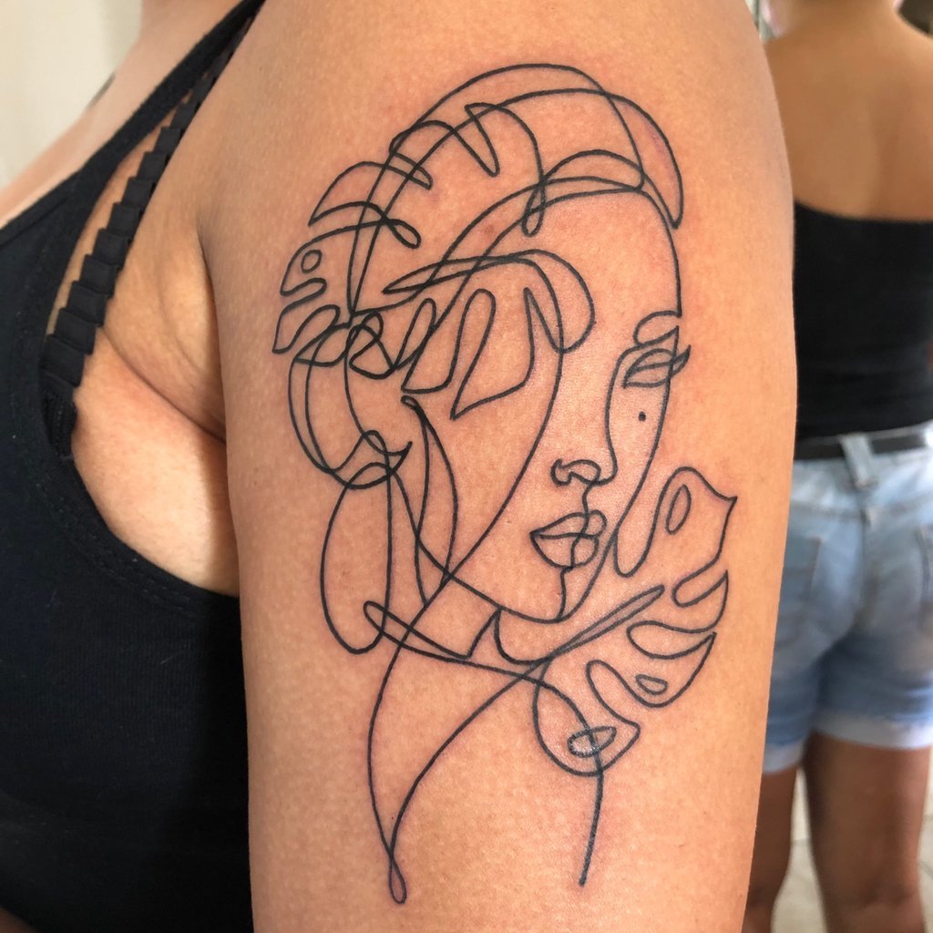 Foto de tatuagem feita por CALTATU (@caltatu)