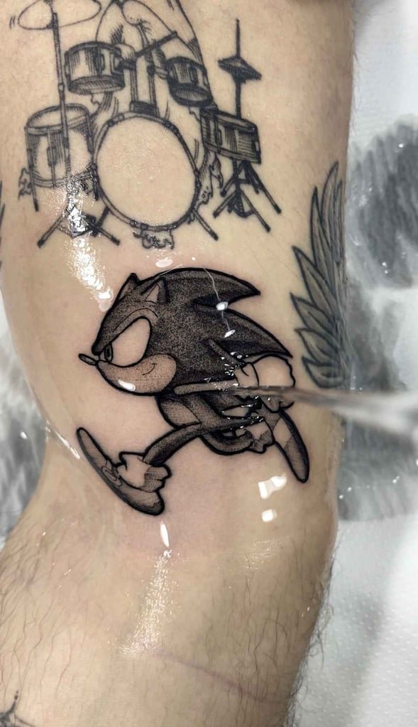 Foto de tatuagem feita por SAM SILVA (@_sam.ttt)