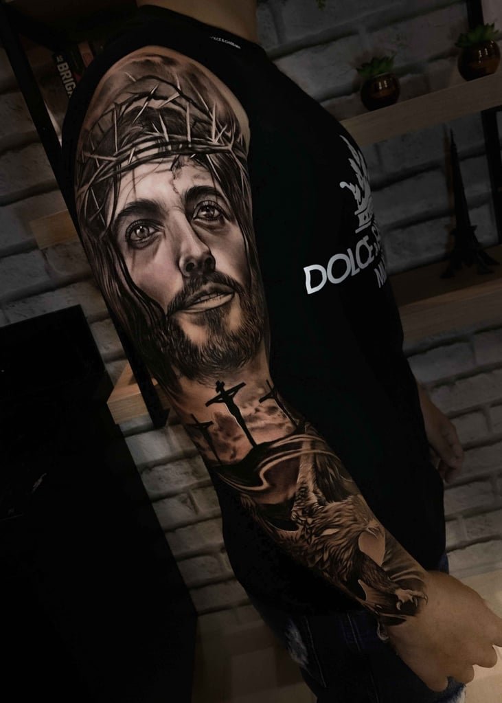 w731-6 Foto de tatuagem feita por Gabriel Fernandes (@gabrielfernandestattoo)