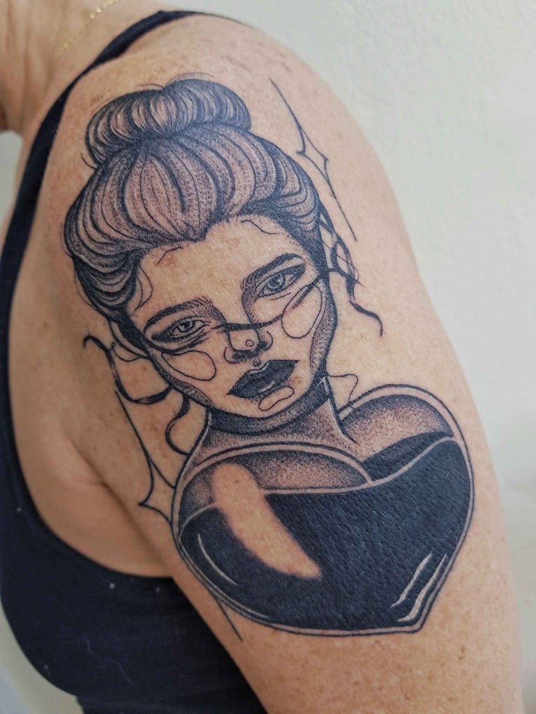 Foto de tatuagem feita por Dany Cintra (@dnycintra)