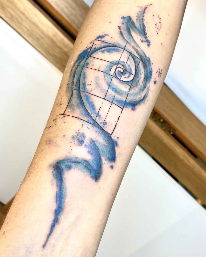 Foto de tatuagem feita por Olli (@olli.ink)