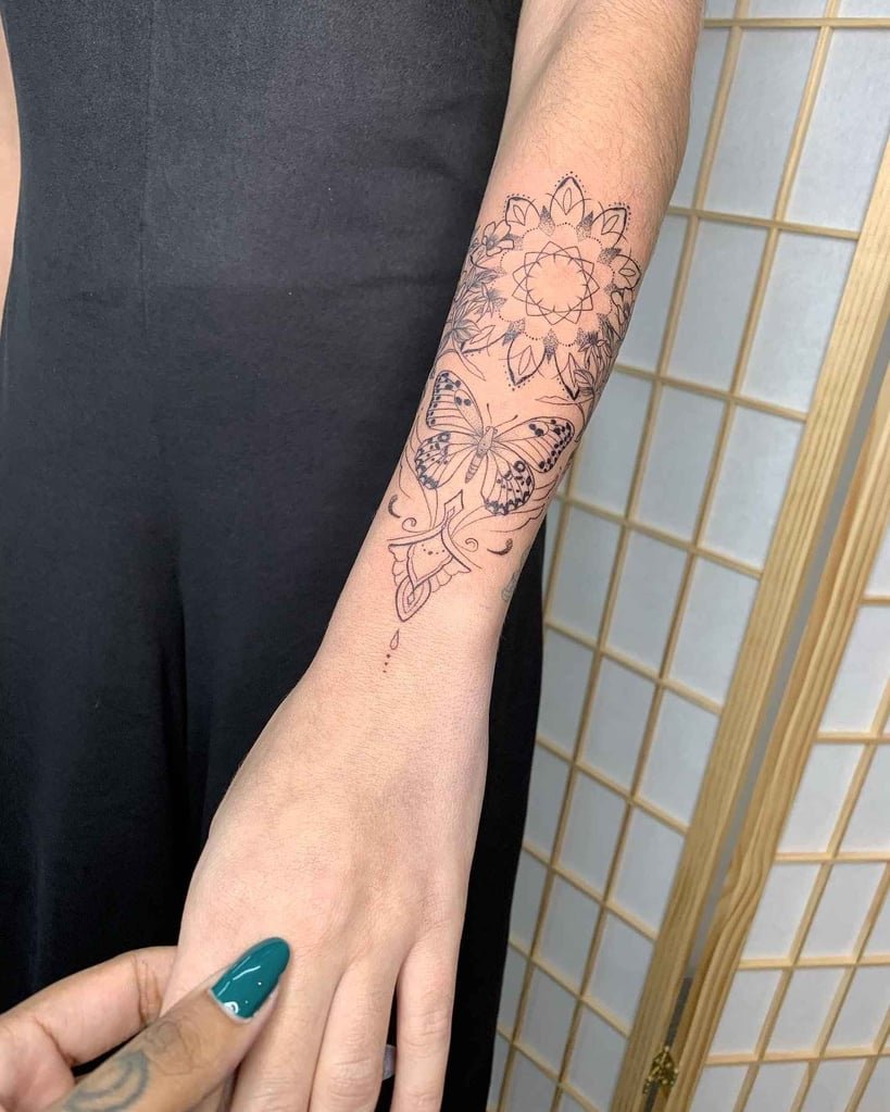 Foto de tatuagem realizada por Manu Vila Nova (@mvilanovatattoo)