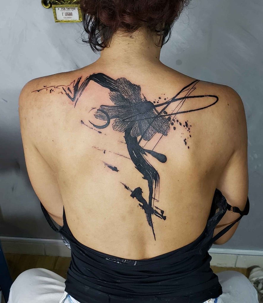 Foto de tatuagem criada por Neto Pamponet (@pamponet)