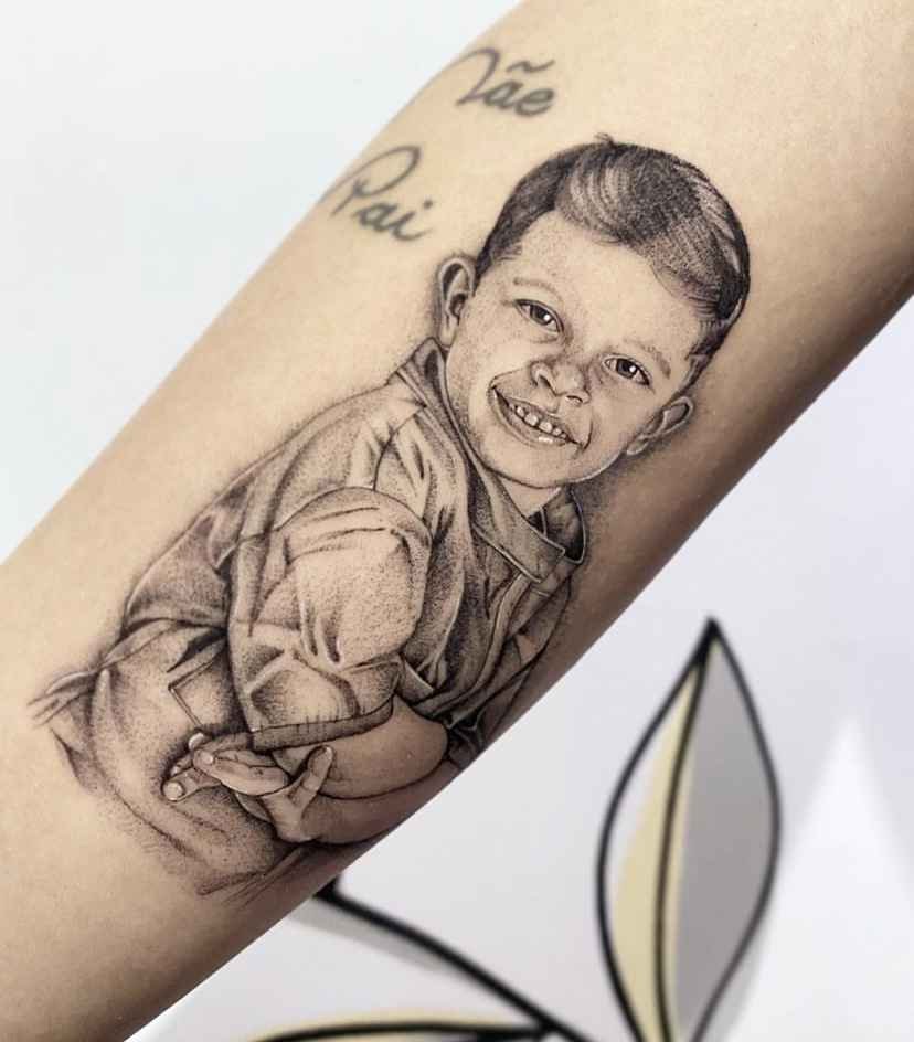 Foto de tatuagem feita por Jéssica Fernandes (@jessicafernandestattoo)