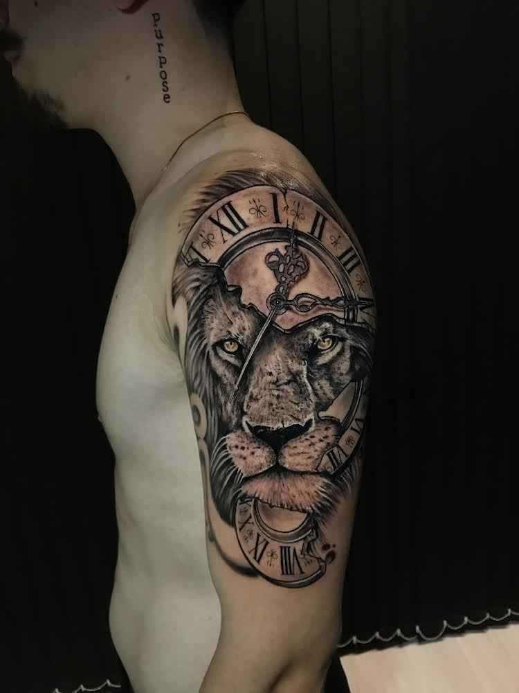 Foto de tatuagem feita por Boeno (@boenotattoo)