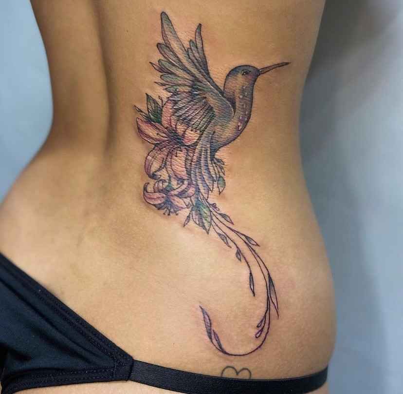 w9999-449 Foto de tatuagem feita por Luana Urbiola (@urbiolatattoo)