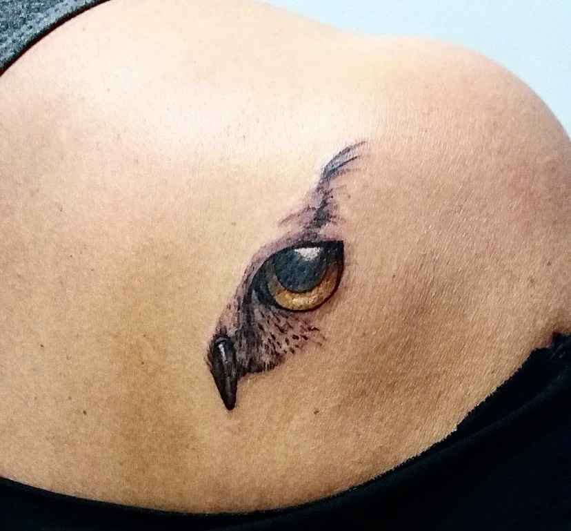 w9999-451 Foto de tatuagem feita por Luana Urbiola (@urbiolatattoo)