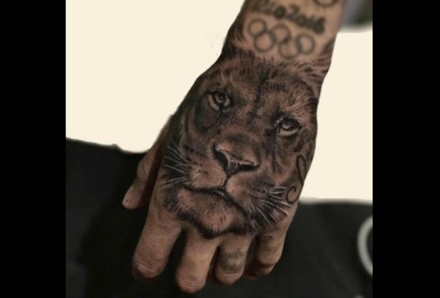 O Que Significam Os Simbolos Das Tatuagens De Neymar