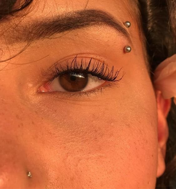 piercing-na-sobrancelha03 piercing na sobrancelha03