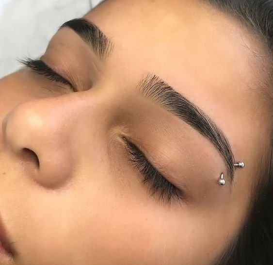 piercing-na-sobrancelha15 piercing na sobrancelha15