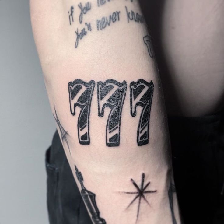 significado da tatuagem 777 6