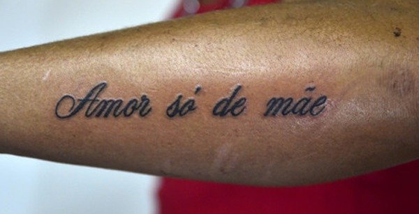 significado da tatuagem amor so de mae 10