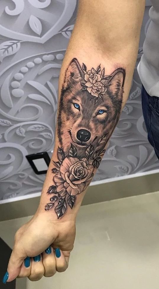 significados da tatuagem de lobo 25