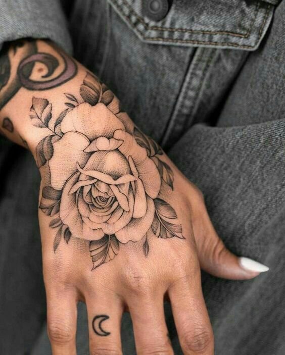 tatuagem na mao22