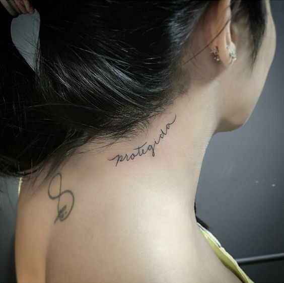 tatuagem no pescoco feminina27