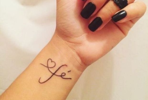 tatuagens-femininas-70-imagens-e-diversos-simbolos-com-significados-marcantes-52_xl Tatuagens Femininas 70 Imagens E Diversos Simbolos Com Significados Marcantes