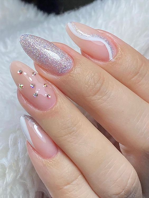 unha-amendoada04 unha amendoada04