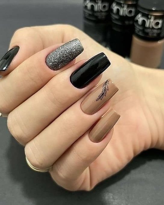 unhas-preta-decoradas22 unhas preta decoradas22