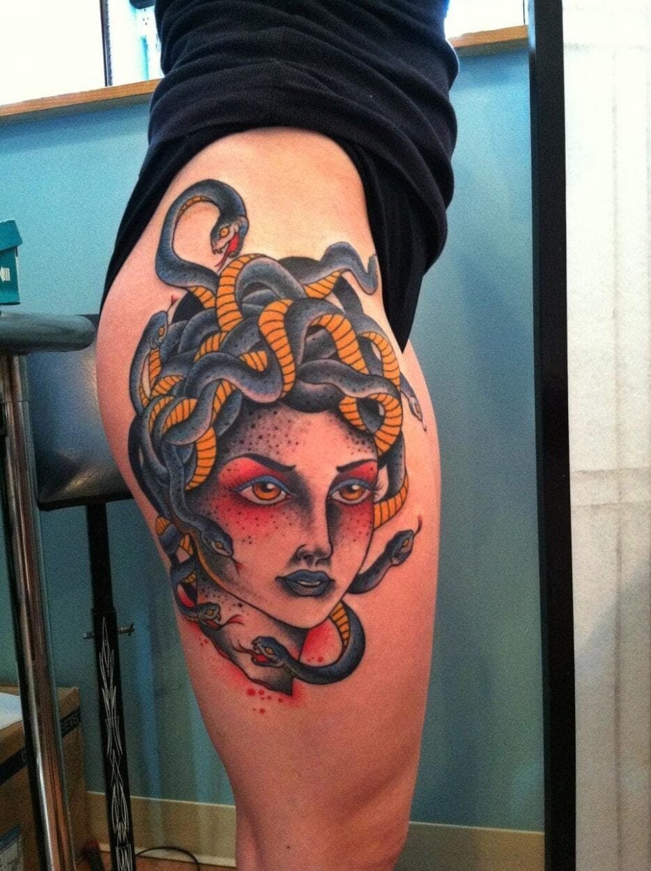 tatuagem-de-medusa-colorida-3-scaled-1 tattoo medusa colorida coxa