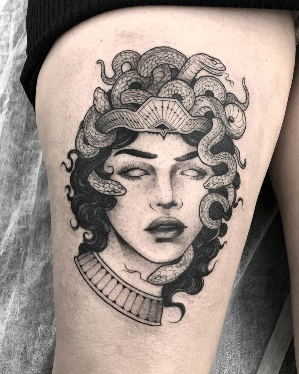 tatuagem-de-medusa-na-coxa-3-scaled-1 tattoo medusa na coxa