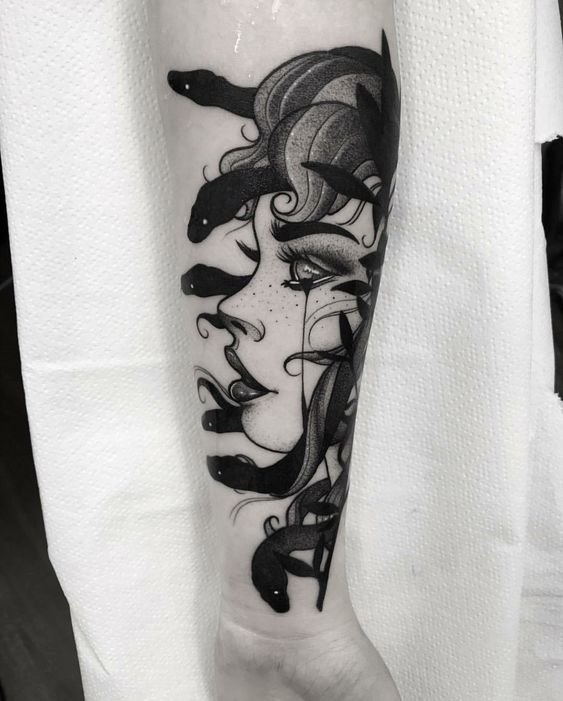 tatuagem-medusa-2417 tatuagem medusa 2417