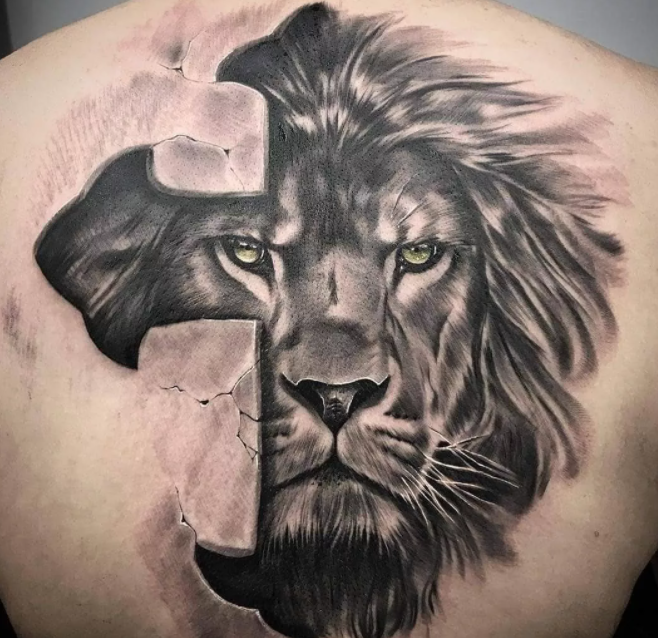 tatoo diferente